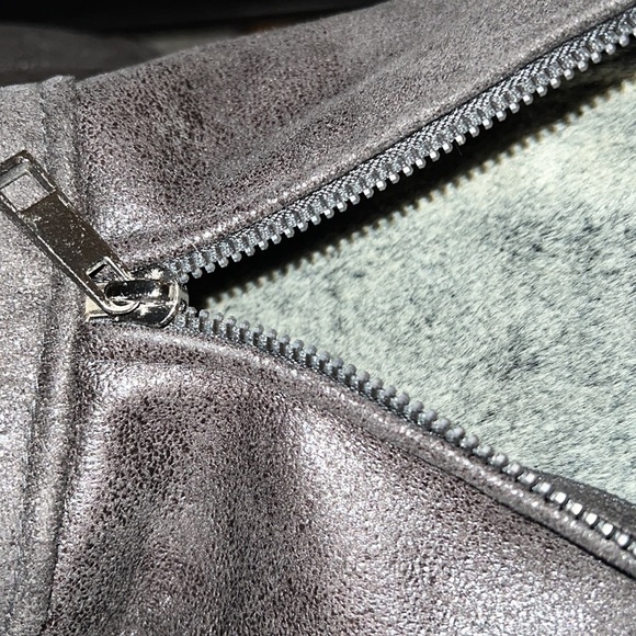 CACHE Moto jacket bomber faux leather faux fur lined Sz M - Picture 10 of 10